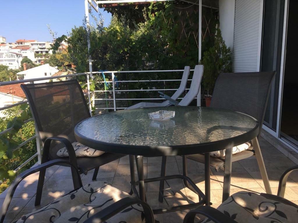Apartment Luna Ulcinj Luaran gambar